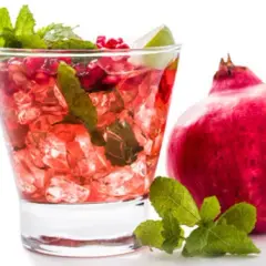 Drinki z granatem: Przepisy na domowe koktajle i mocktaile