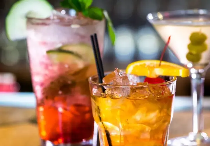 Drinki z Soplicy Wiśniowej: Proste i Wyjątkowe Przepisy