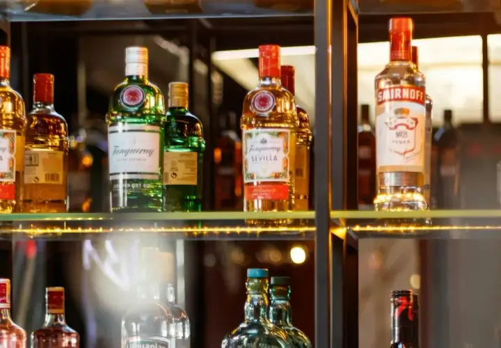 Drink bar na wesele: koszt, oferta, wybór - poradnik
