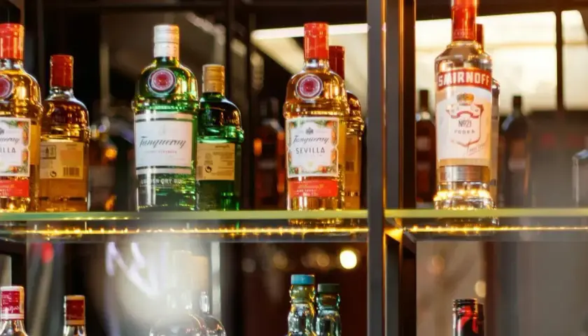 Drink bar na wesele: koszt, oferta, wybór - poradnik