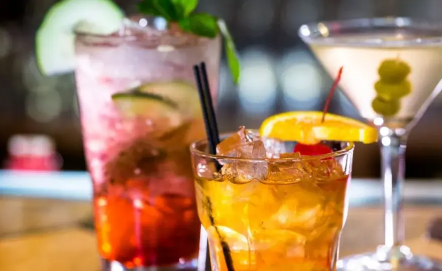 Drinki z Soplicy Wiśniowej: Proste i Wyjątkowe Przepisy