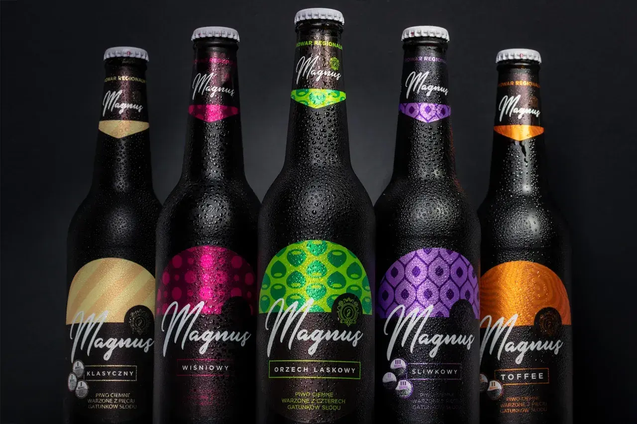 Pięć butelek piwa Magnus: klasyczne, wiśniowe, orzech laskowy, śliwkowe i toffee. Sprawdź atrakcyjną corona piwo cena!